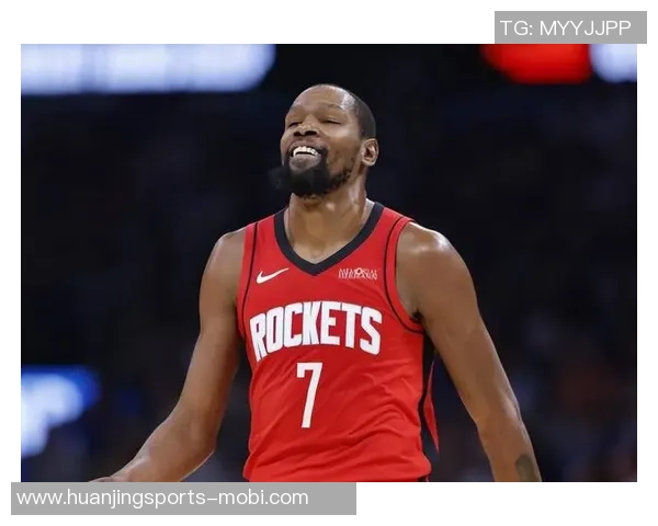 杜兰特赞阿门能力全面能胜任控卫中锋与大前锋多重角色 杜兰特赞阿门能力全面能胜任控卫中锋与大前锋多重角色