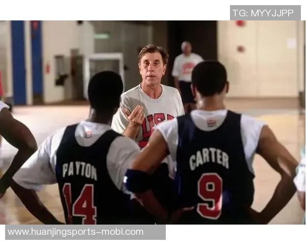 文班：为米奇感到高兴的全明星教练生涯首季回顾